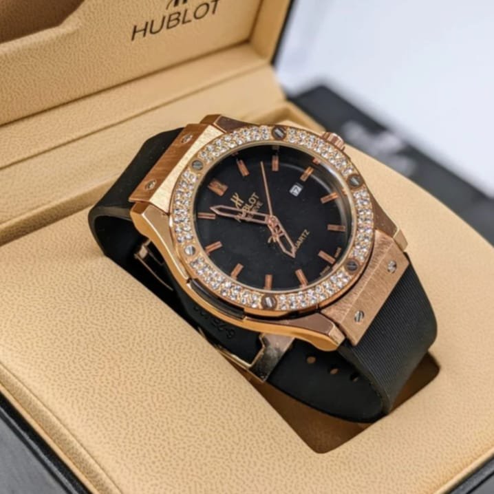 Luxury Diamond Bezel Hublot Quartz Watch 